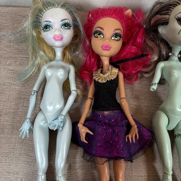 Lot of 5 Monster High Dolls - Picture 2 of 8